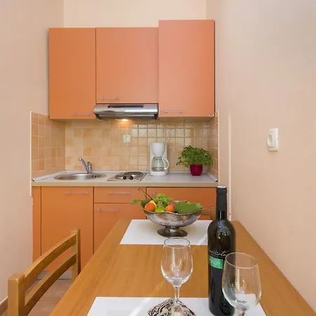 Lavanda Apartment Primosten