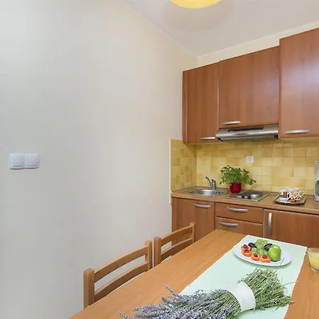 Lavanda Apartment Primosten