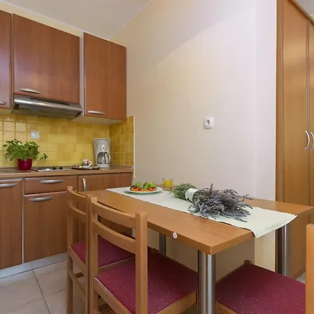 Lavanda Apartment *